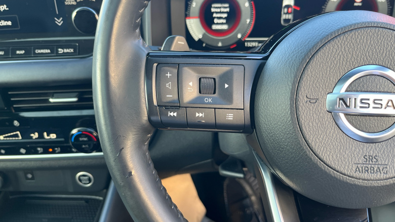 Nissan Qashqai 1.3 DiG-T MH 158 Tekna 5dr 4WD Xtronic Petrol Hatchback